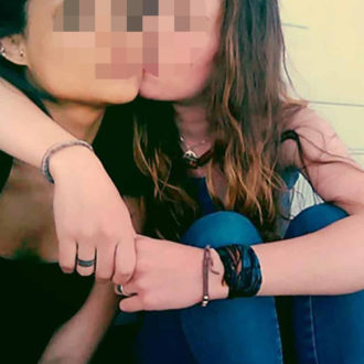 couple de lesbienne a Montpellier 