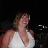 Femme cherchant annonce rencontre Castelnau de Guers pour partager sorties verre terrasse et moments ensemble